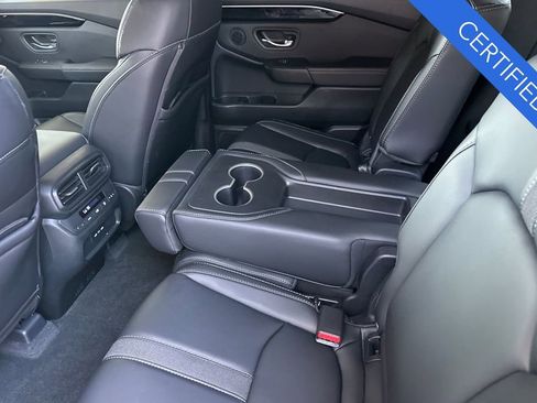 Certified 2025 Honda Pilot EX-L image 13