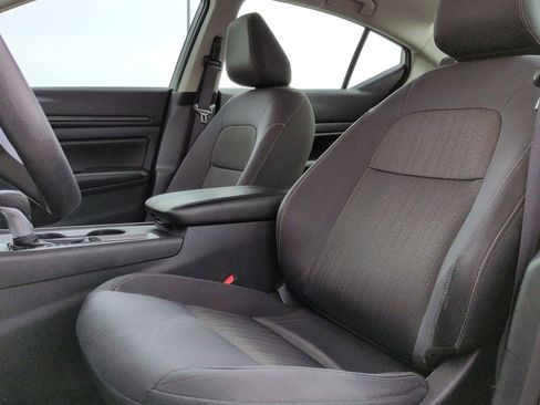 Used 2025 Nissan Altima 2.5 SV FWD image 28