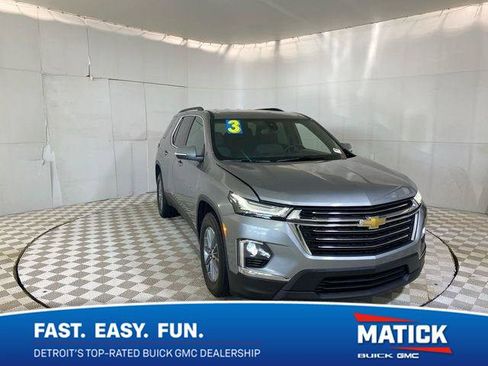 Used 2023 Chevrolet Traverse LT w/ LPO, Floor Liner Package AWD/4WD image 1