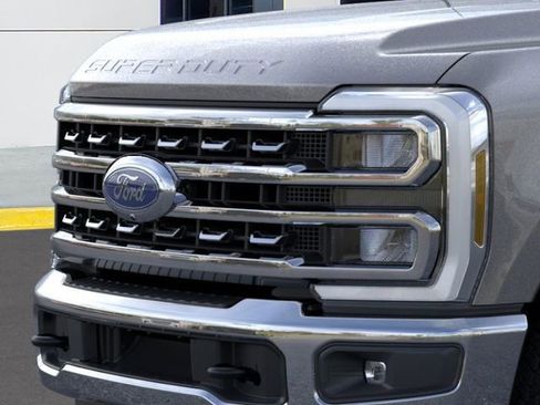 New 2026 Ford F250 Lariat w/ Chrome Package image 34