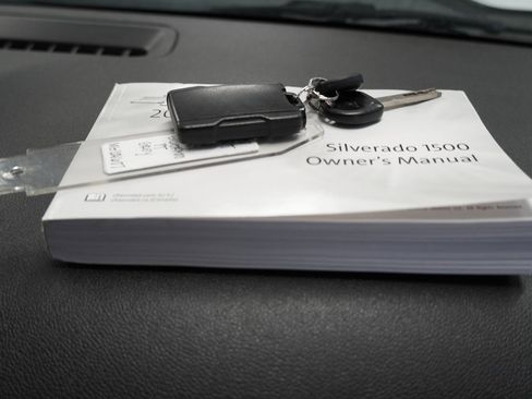 Used 2021 Chevrolet Silverado 1500 W/T w/ WT Value Package image 34