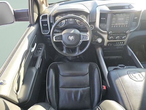 Used 2019 RAM 1500 Laramie image 12