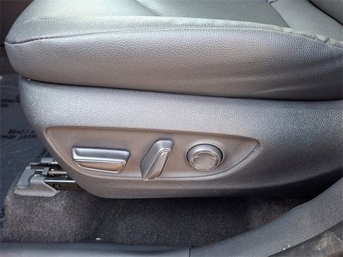 Certified 2024 Toyota Grand Highlander XLE image 15