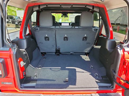 New 2024 Jeep Wrangler Sport S image 16