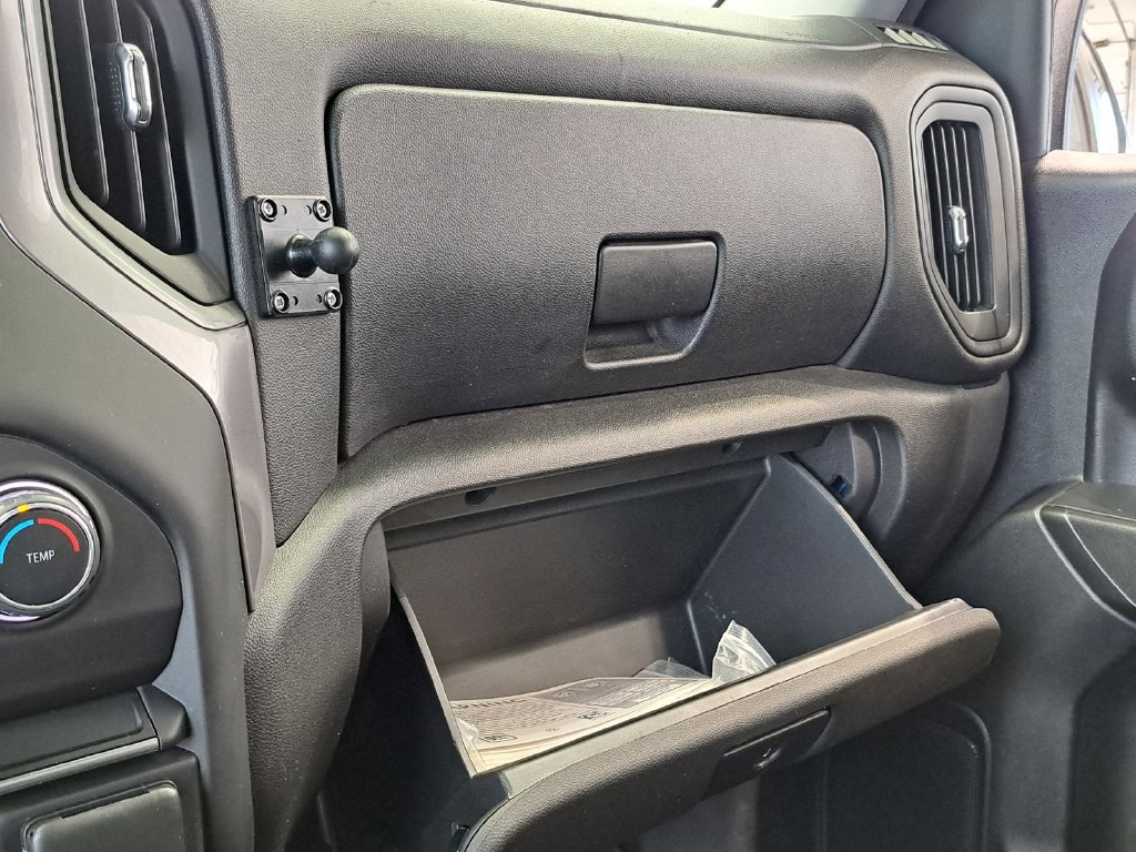 Used 2022 Chevrolet Silverado 1500 Custom AWD/4WD image 18