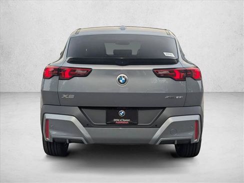 Used 2026 BMW X2 xDrive28i w/ Convenience Package AWD/4WD image 8