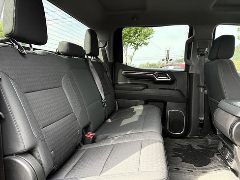 Used 2023 Chevrolet Silverado 1500 LT image 11