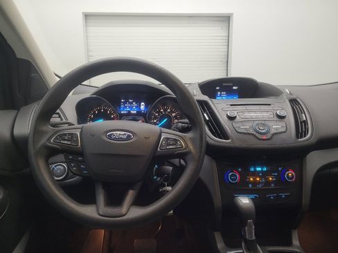 Used 2017 Ford Escape SE FWD image 22