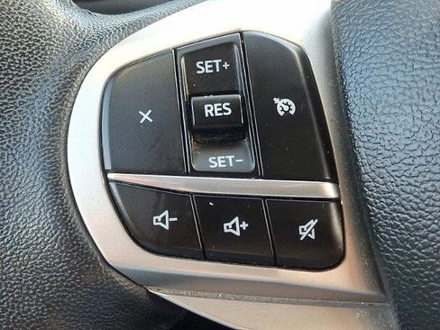 Certified 2023 Ford Explorer XLT w/ Equipment Group 202A image 20