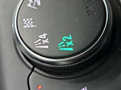 Used 2019 Chevrolet Blazer LT image 33