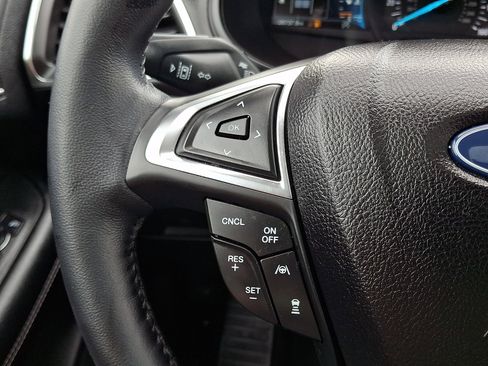 Used 2023 Ford Edge Titanium w/ Equipment Group 301A image 22