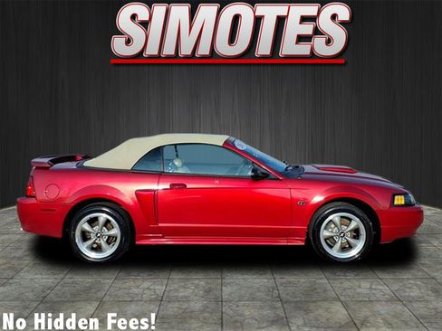 Used 2002 Ford Mustang GT image 2