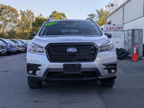 Used 2022 Subaru Ascent Onyx Edition image 2