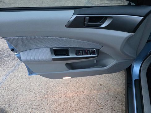 Used 2011 Subaru Forester 2.5X w/ Popular Equipment Group 1A image 14