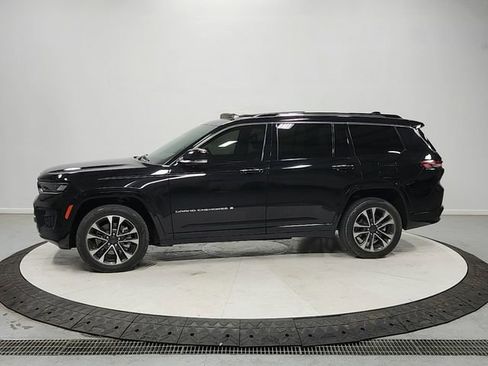Used 2021 Jeep Grand Cherokee L Overland w/ Luxury Tech Group IV AWD/4WD image 4