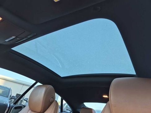 Used 2018 Mercedes-Benz E 400 E 400 image 16