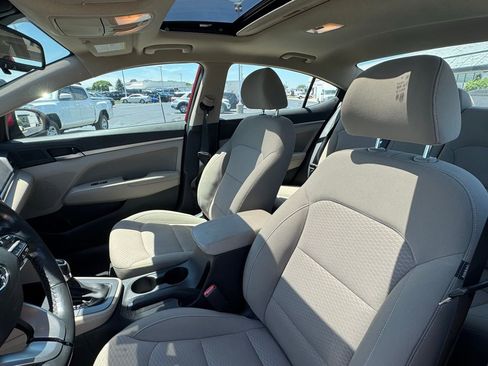 Used 2020 Hyundai Elantra Value Edition FWD image 13