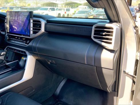 Used 2024 Toyota Tundra Platinum image 18