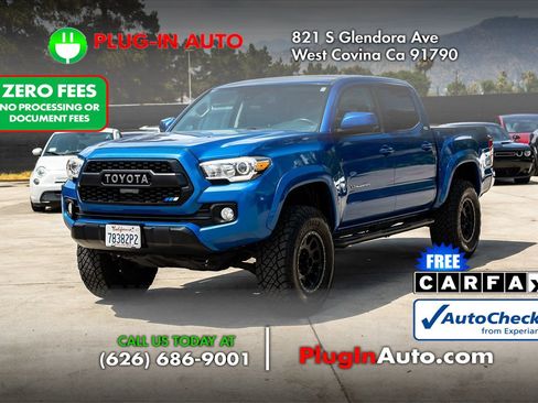 Used 2018 Toyota Tacoma SR5 RWD image 1