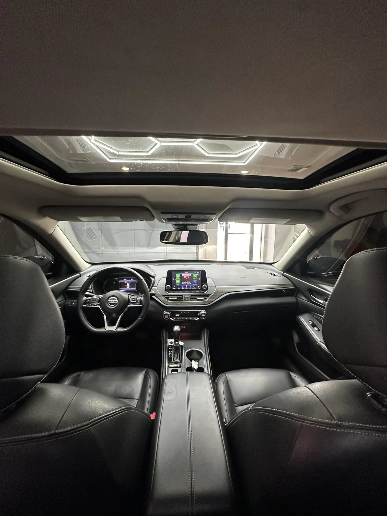Used 2019 Nissan Altima 2.5 Platinum FWD image 23