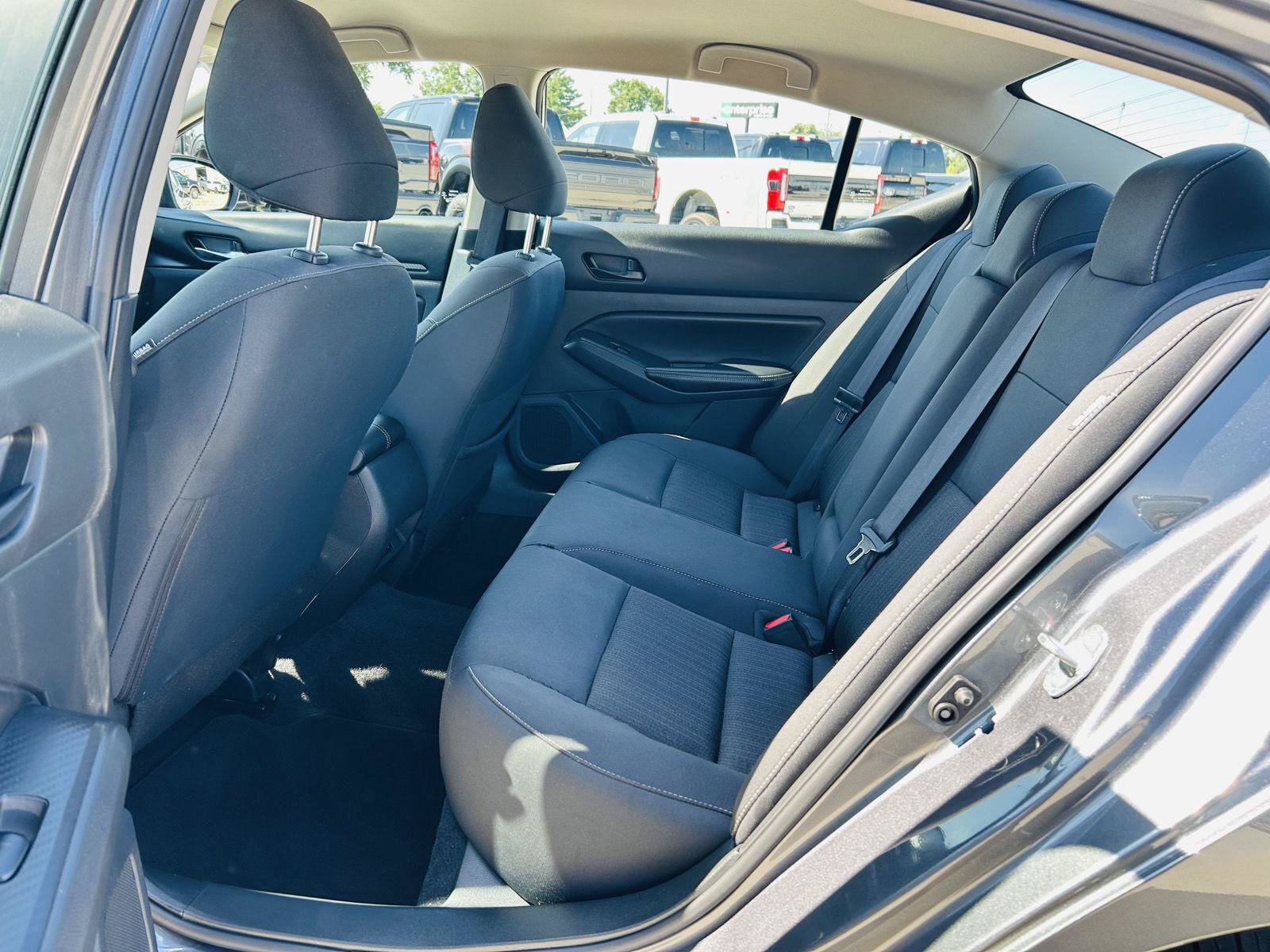 Used 2025 Nissan Altima 2.5 SV FWD image 23