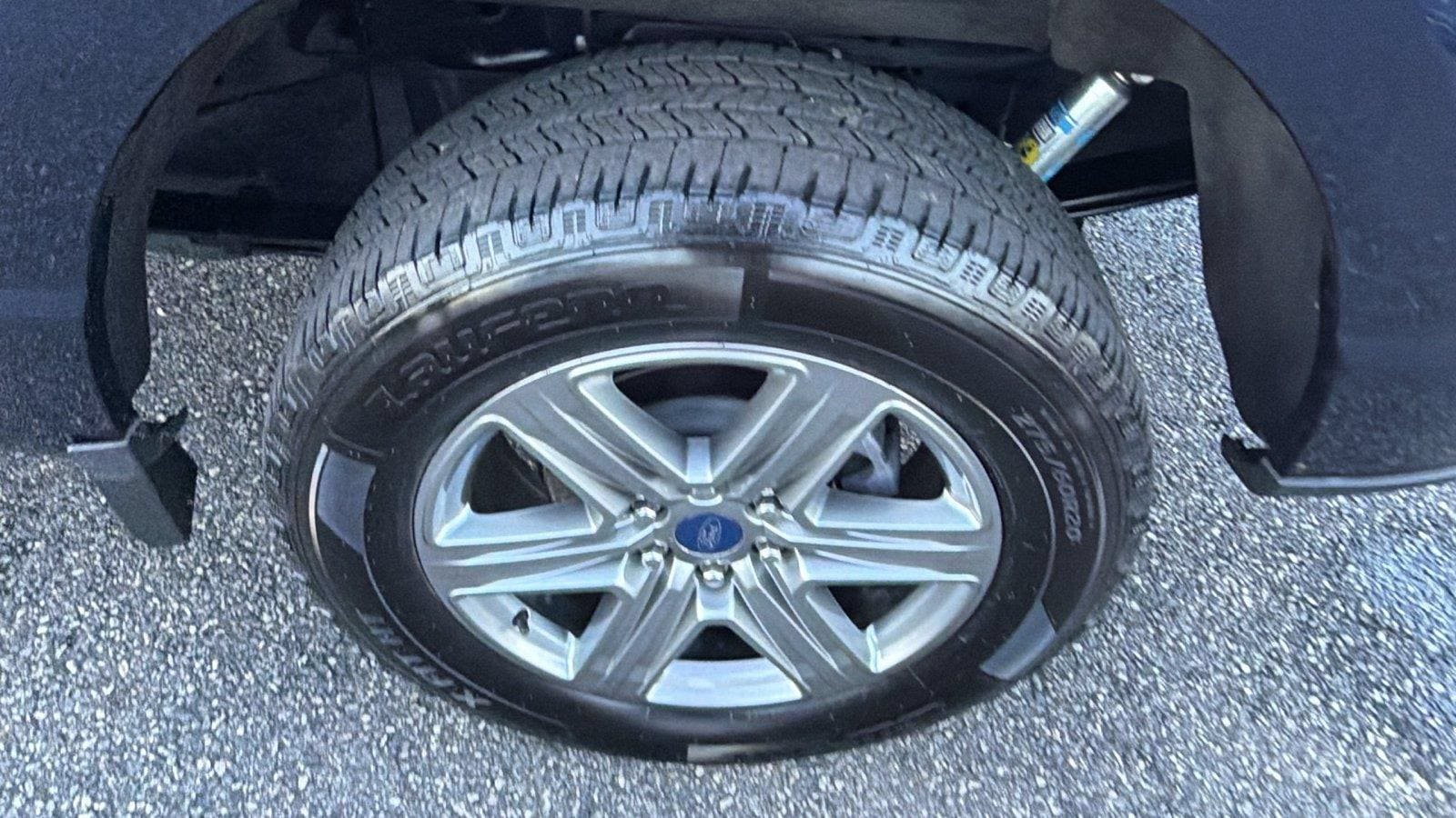 Used 2022 Ford F150 Lariat w/ Equipment Group 501A Mid RWD image 12