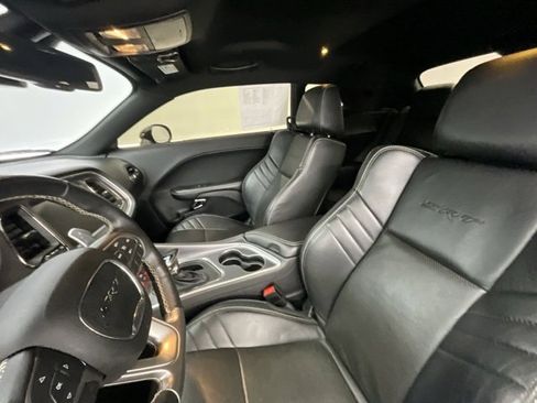Used 2016 Dodge Challenger SRT Hellcat image 6