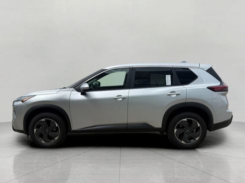 Used 2025 Nissan Rogue SV AWD/4WD image 8