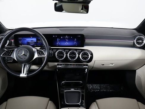 Certified 2025 Mercedes-Benz CLA 250 CLA 250 image 8