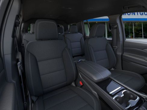 New 2026 Chevrolet Traverse LT w/ Midnight/Sport Edition AWD/4WD image 16