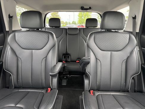Used 2024 Hyundai Palisade SEL AWD/4WD image 32