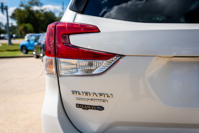Used 2020 Subaru Forester Premium AWD/4WD image 16