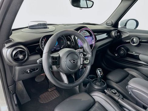 Used 2023 MINI Cooper S image 9