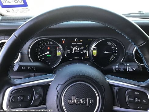 Used 2021 Jeep Wrangler Unlimited Rubicon 4xe w/ Cold Weather Group AWD/4WD image 8