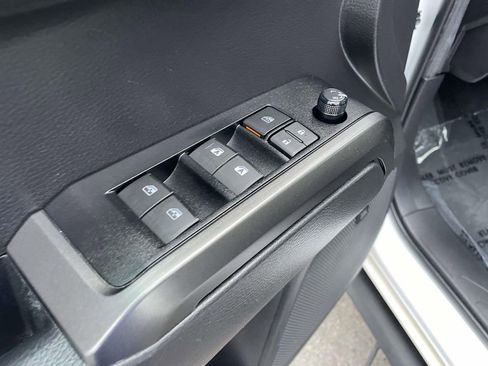 Used 2022 Toyota Tacoma TRD Off-Road w/ TRD Premium Off Road Package image 28