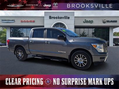 Used 2021 Nissan Titan SV w/ SV Convenience Package