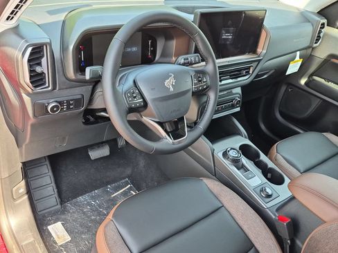New 2026 Ford Bronco Sport Outer Banks w/ Outer Banks Tech Package+ AWD/4WD image 10