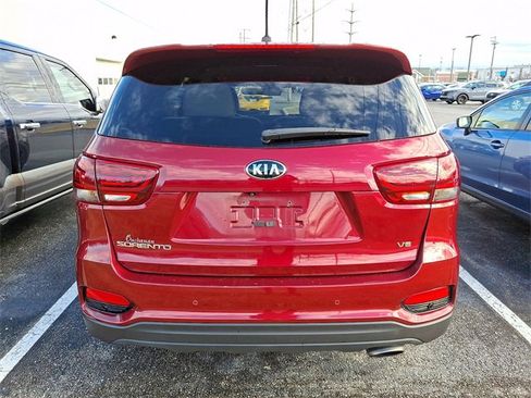 Used 2020 Kia Sorento S image 5