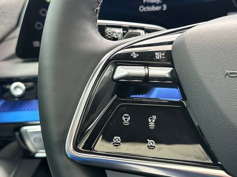 Certified 2025 Cadillac Optiq Luxury 1 image 35