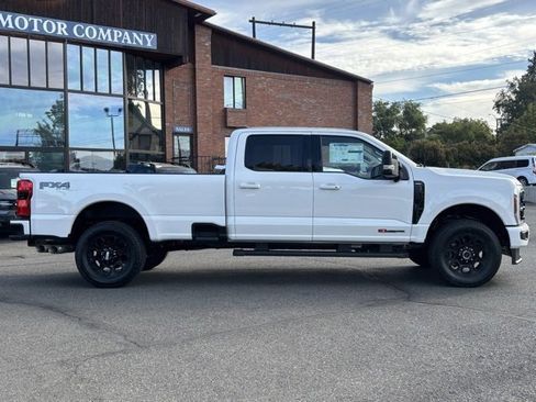 New 2025 Ford F250 Lariat w/ Lariat Ultimate Package image 2