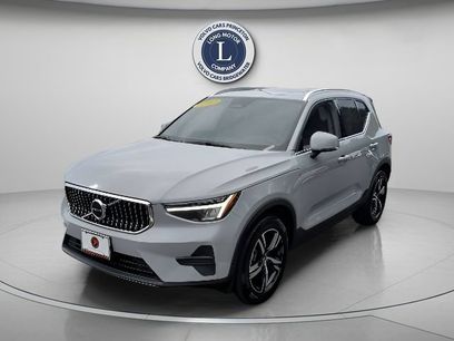 Certified 2025 Volvo XC40 B5 Core