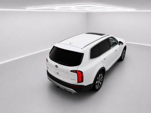 Used 2020 Kia Telluride S w/ S 8 Passenger Seating Package AWD/4WD image 36