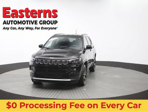 Used 2025 Jeep Compass Limited AWD/4WD image 49
