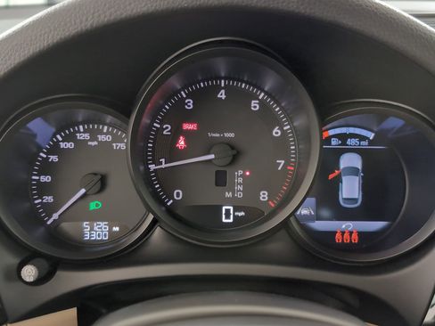 Used 2025 Porsche Macan image 24