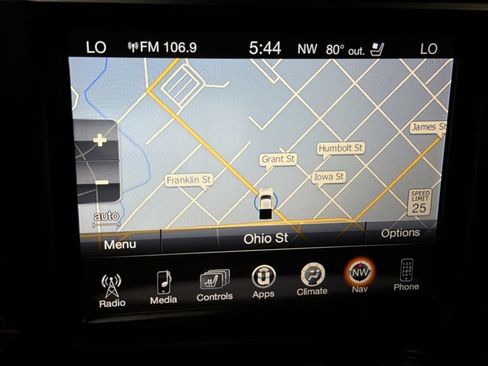 Used 2017 RAM 1500 Laramie AWD/4WD image 24
