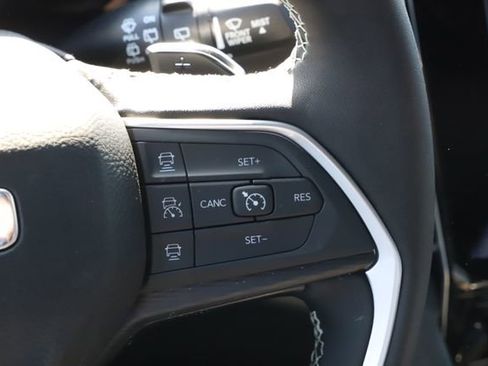 New 2026 Jeep Grand Cherokee Laredo AWD/4WD image 17