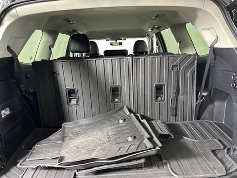 Used 2022 Subaru Ascent Premium w/ Convenience Package image 26