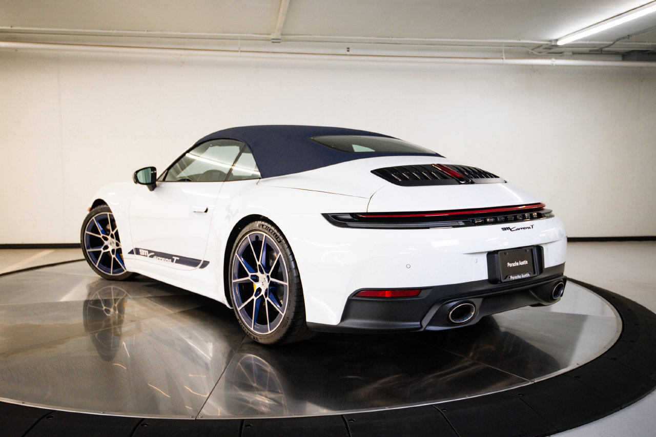 Certified 2026 Porsche 911 Carrera T RWD image 3