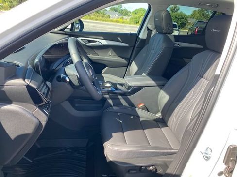 Certified 2024 Buick Envision Avenir AWD/4WD image 16