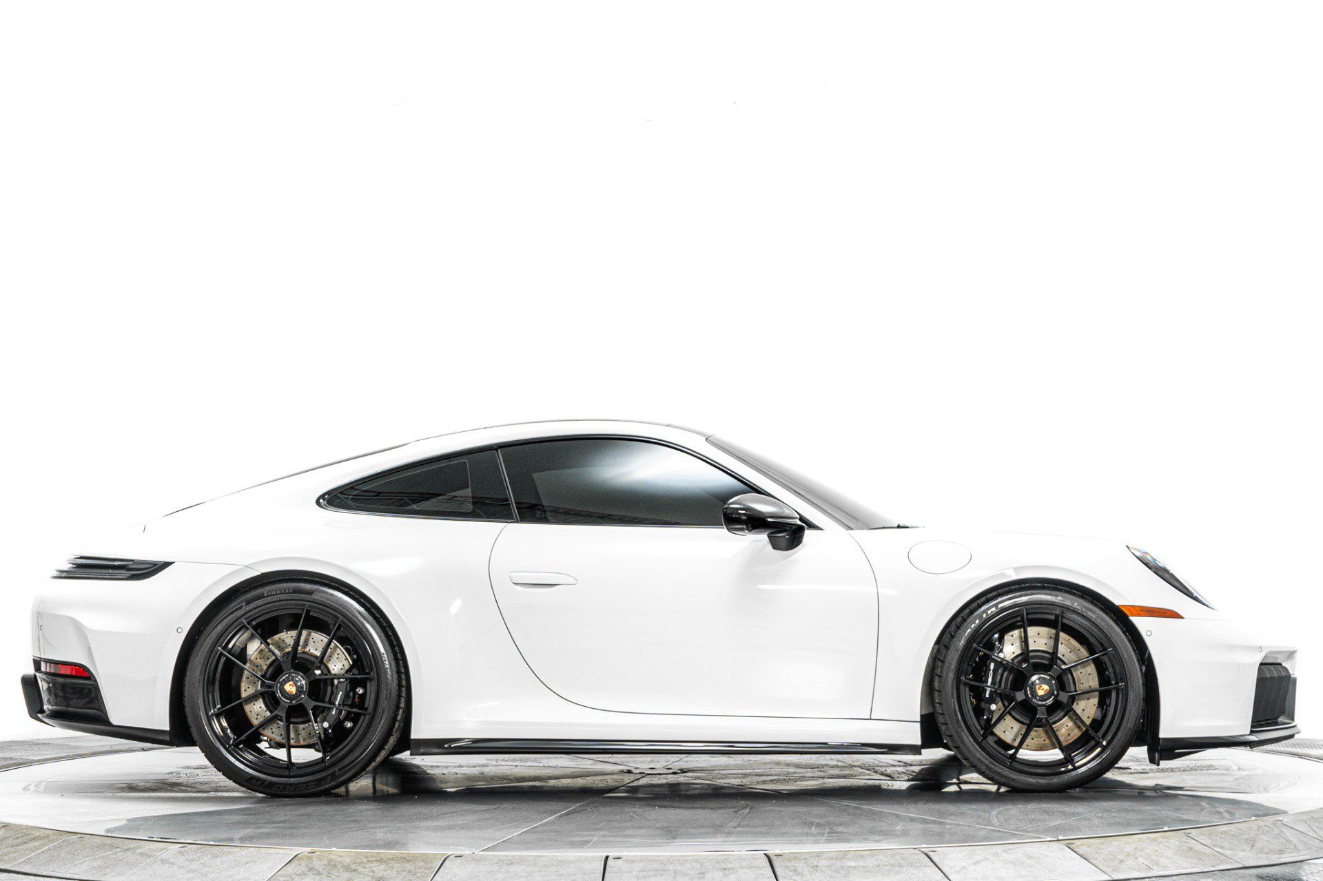 Used 2026 Porsche 911 Carrera 4 GTS AWD/4WD image 45